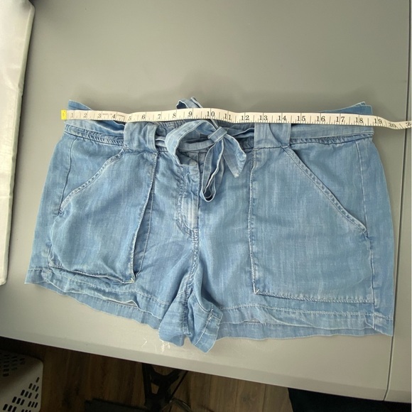 Loft chambray light blue soft belted shorts, 12 - Picture 7 of 11
